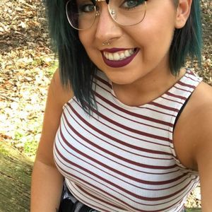 Meet your Posher, Amanda